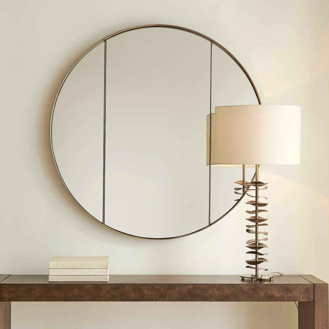 Amram - Round Mirror - Antique Brass / Gold