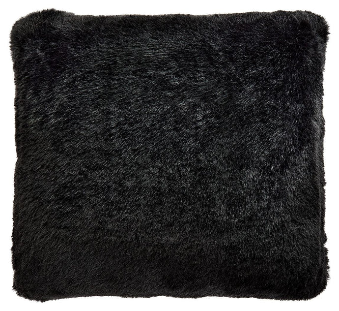 Gariland Pillow (Set of 4) - Black