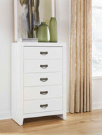 Binterglen - Five Drawer Chest - White