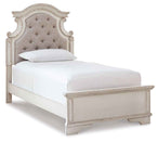 Realyn - Panel Bed