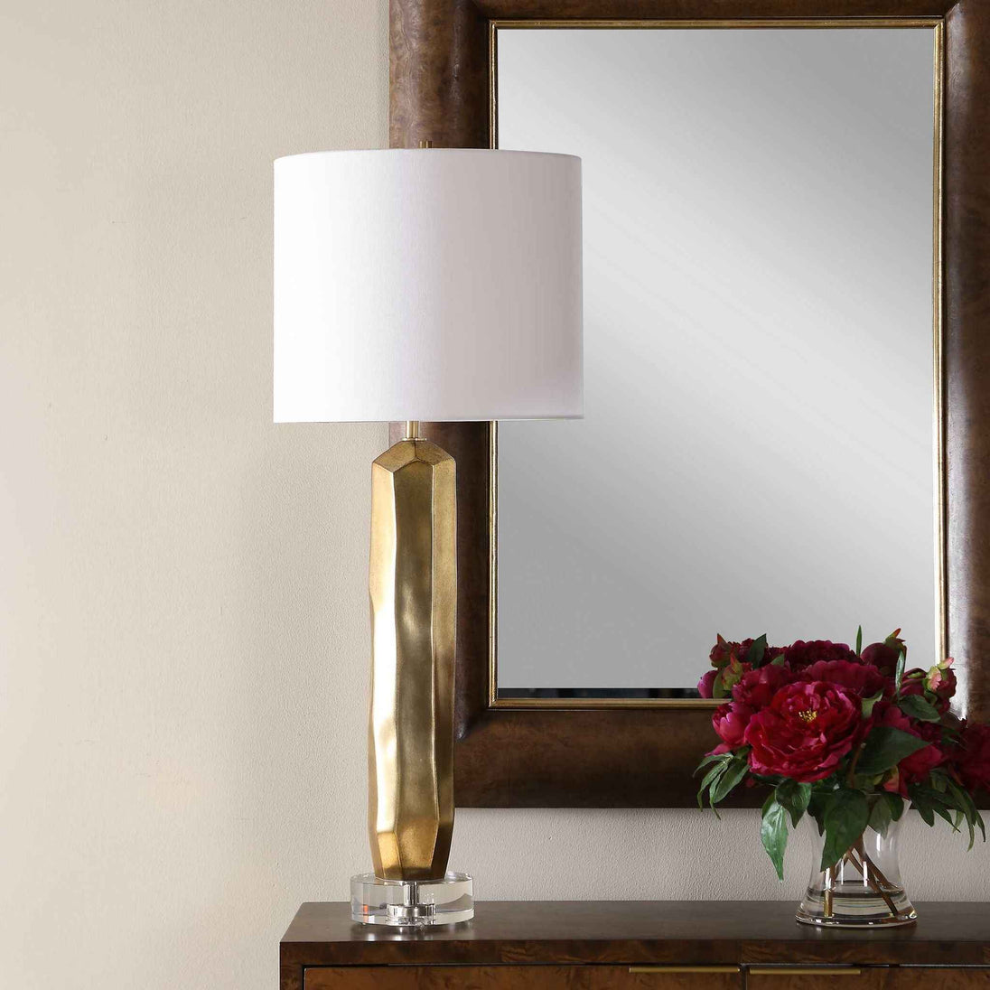 Octavio - Table Lamp - Gold