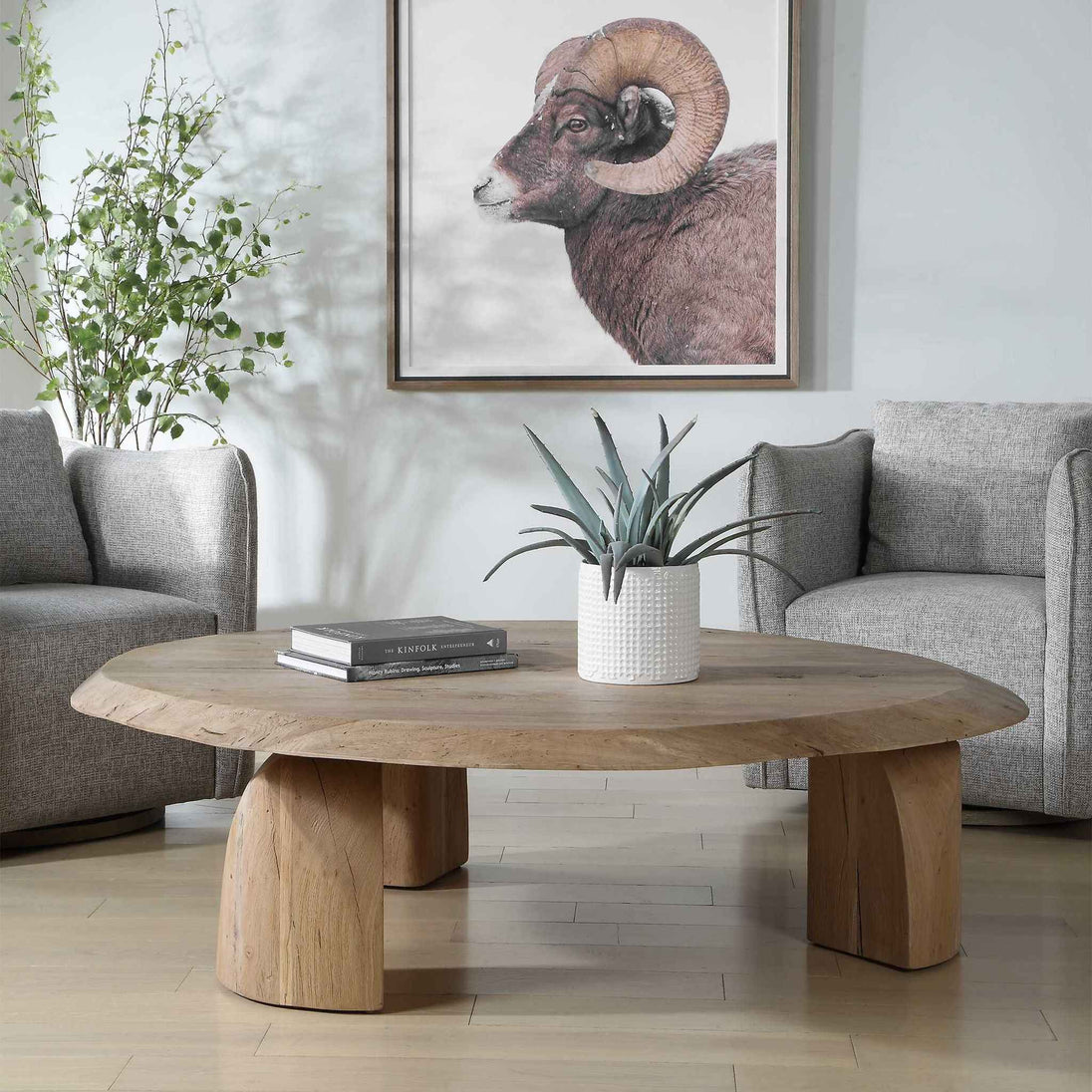 Tiernan - Reclaimed Oak Round Coffee Table - Woodtone