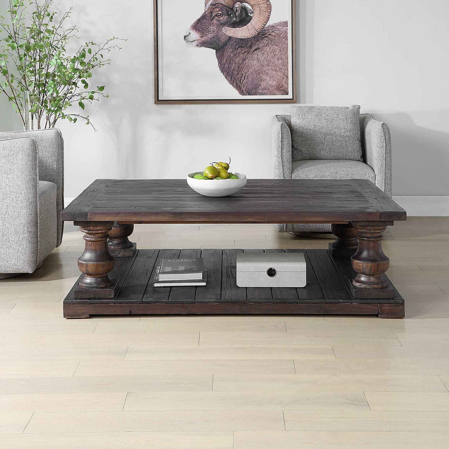 Stratford - Coffee Table - Walnut