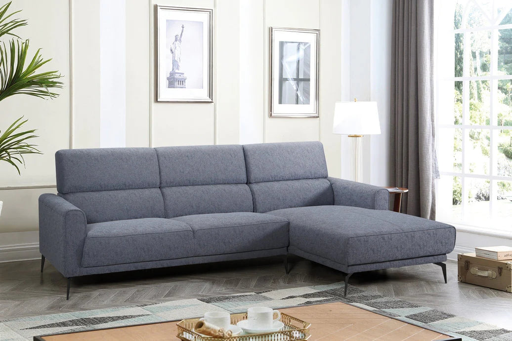 Austin Reversible Sectional w/ Chaise - Grey