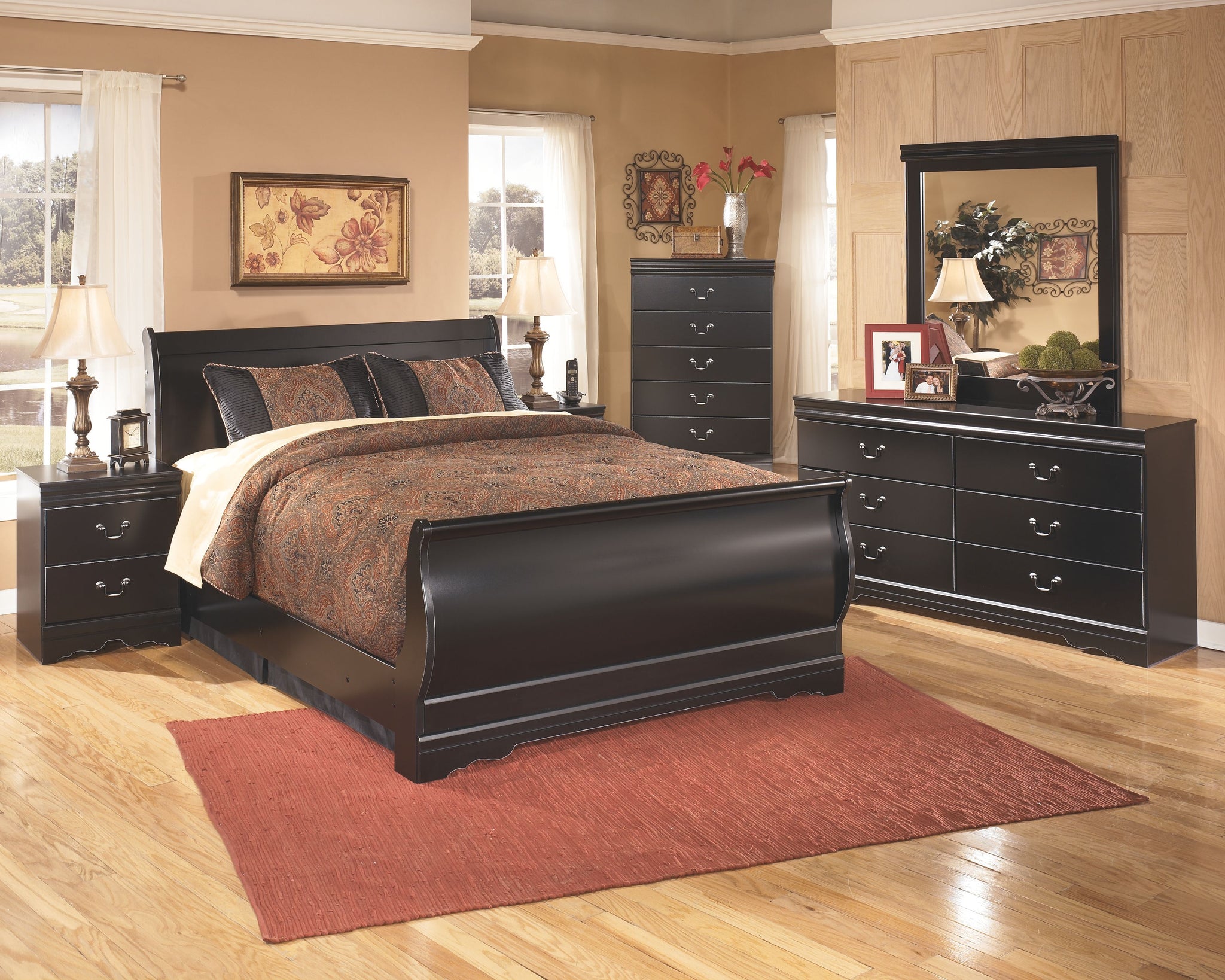 Black sleigh deals bed queen