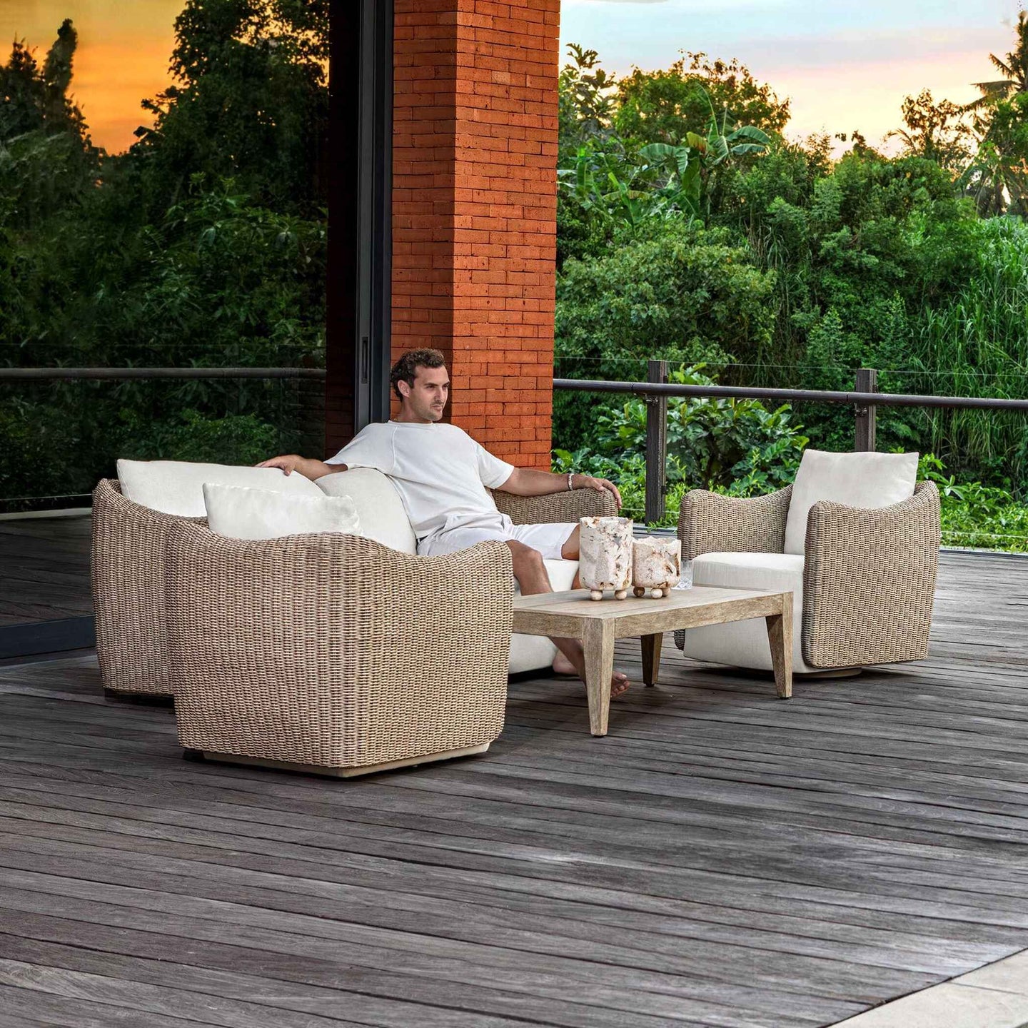 Sunset - Wicker Outdoor Sofa - Oatmeal / Oyster White