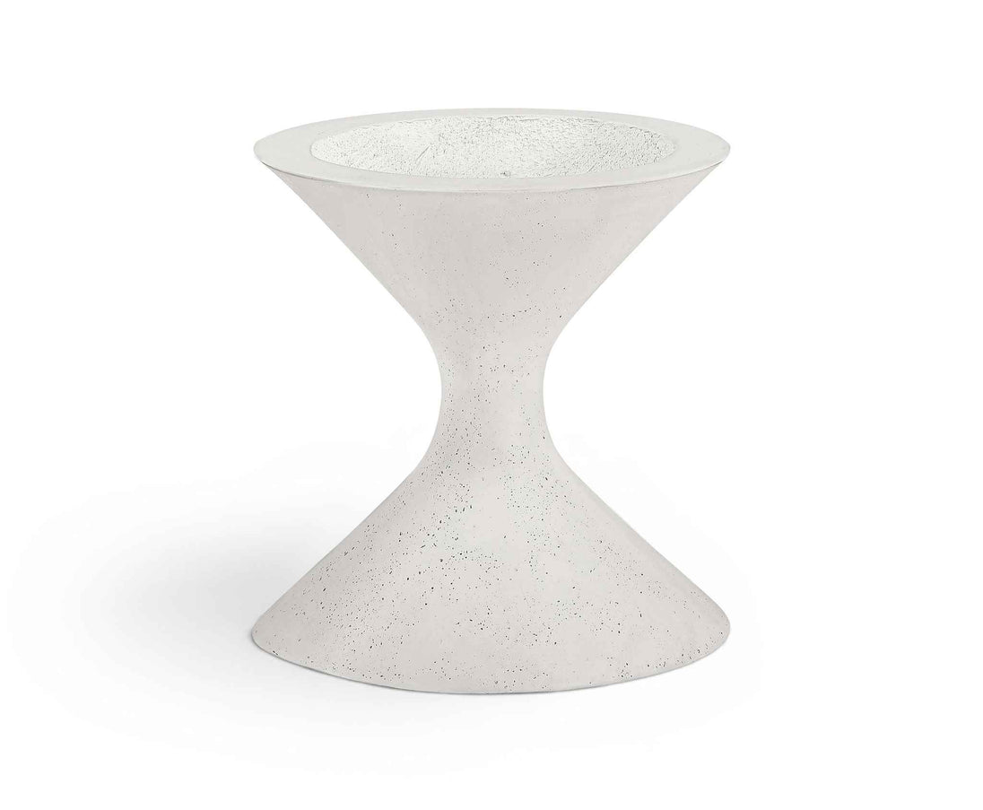 Vessa - Indoor / Outdoor Concrete Planter