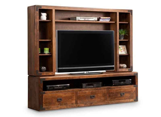 Saratoga HDTV Unit with Hutch Collection
