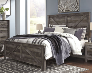 Wynnlow Gray 5 Pc. Dresser, Mirror, Crossbuck Panel Bed