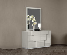 Load image into Gallery viewer, Latania Dresser &amp; Mirror