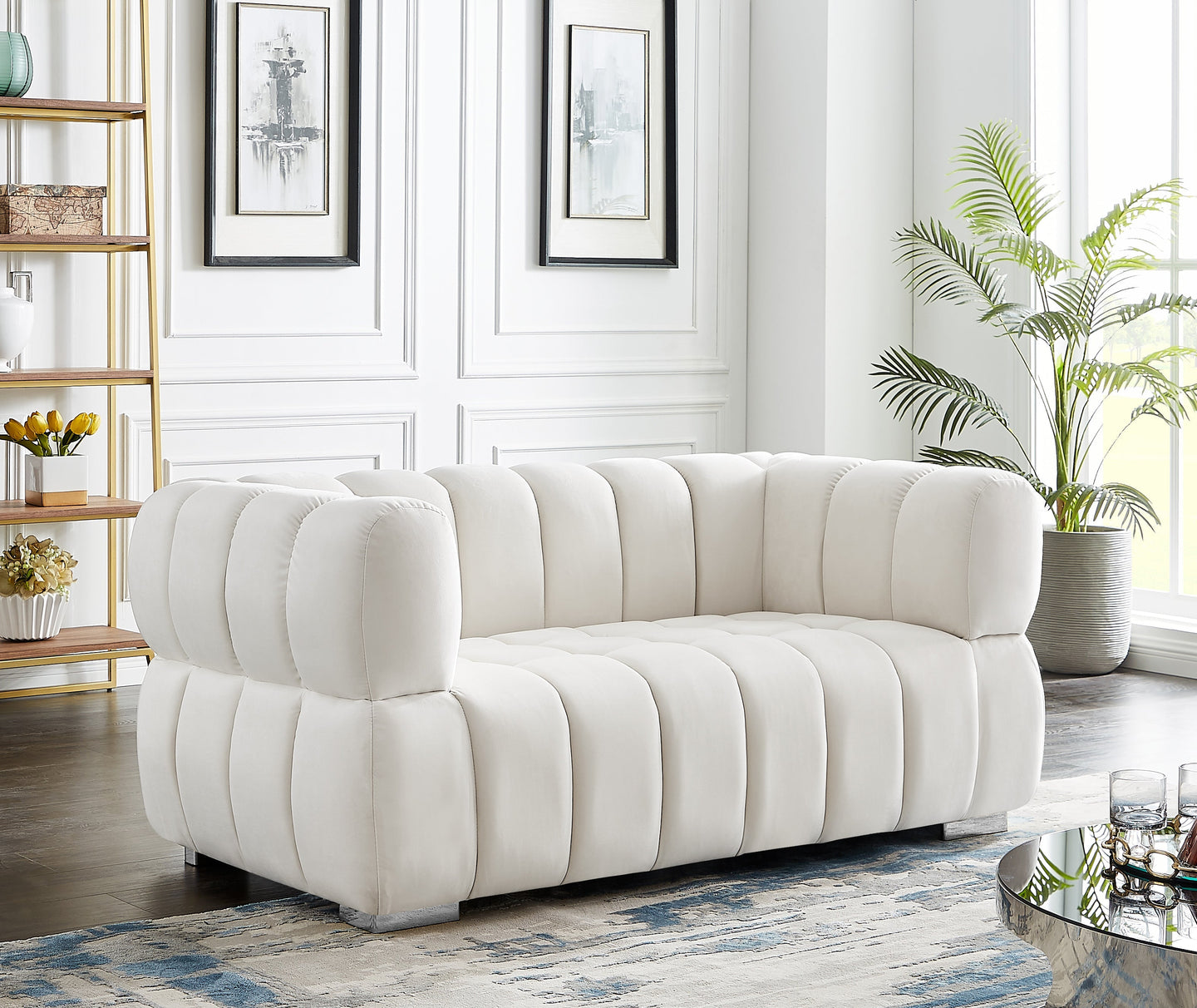 Gwen Velvet Loveseat - Furniture Depot