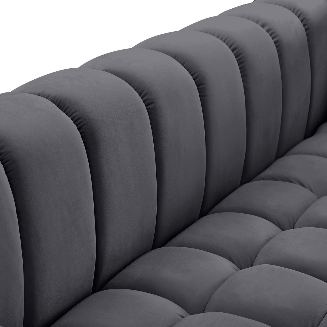 Gwen Velvet Loveseat - Furniture Depot