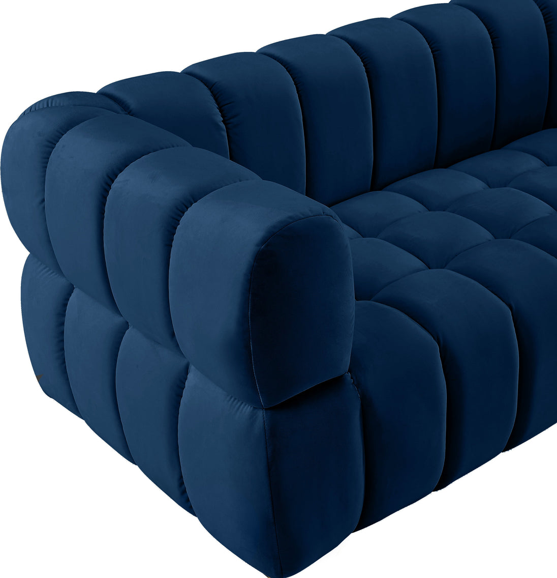 Gwen Velvet Loveseat - Furniture Depot