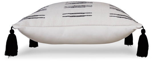 Mudderly Pillow (Set of 4) - Furniture Depot (7789176881400)