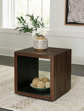 Load image into Gallery viewer, Hensington End Table - Furniture Depot (7794845352184)
