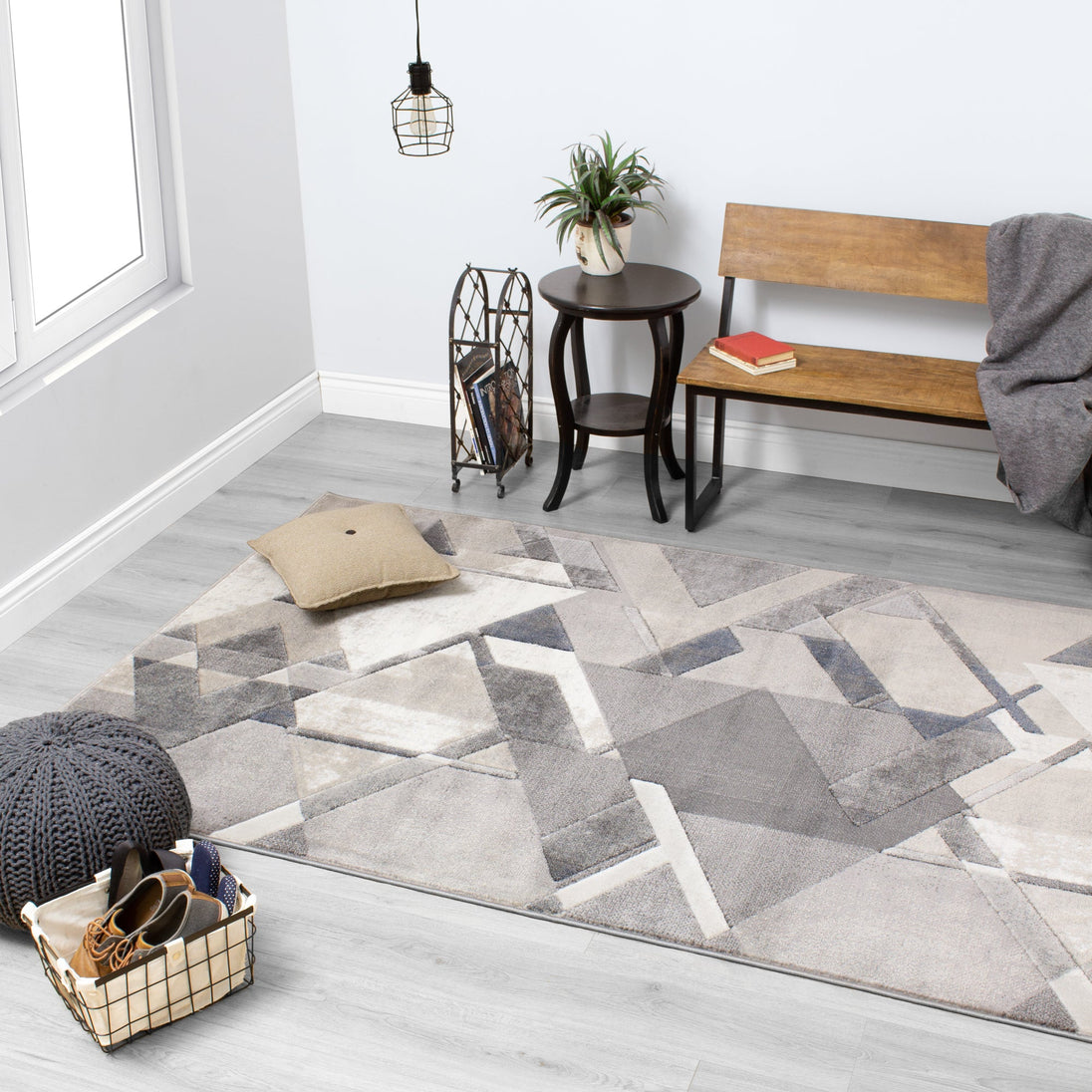 Alida Cream Grey Triangle Shift Rug - Furniture Depot