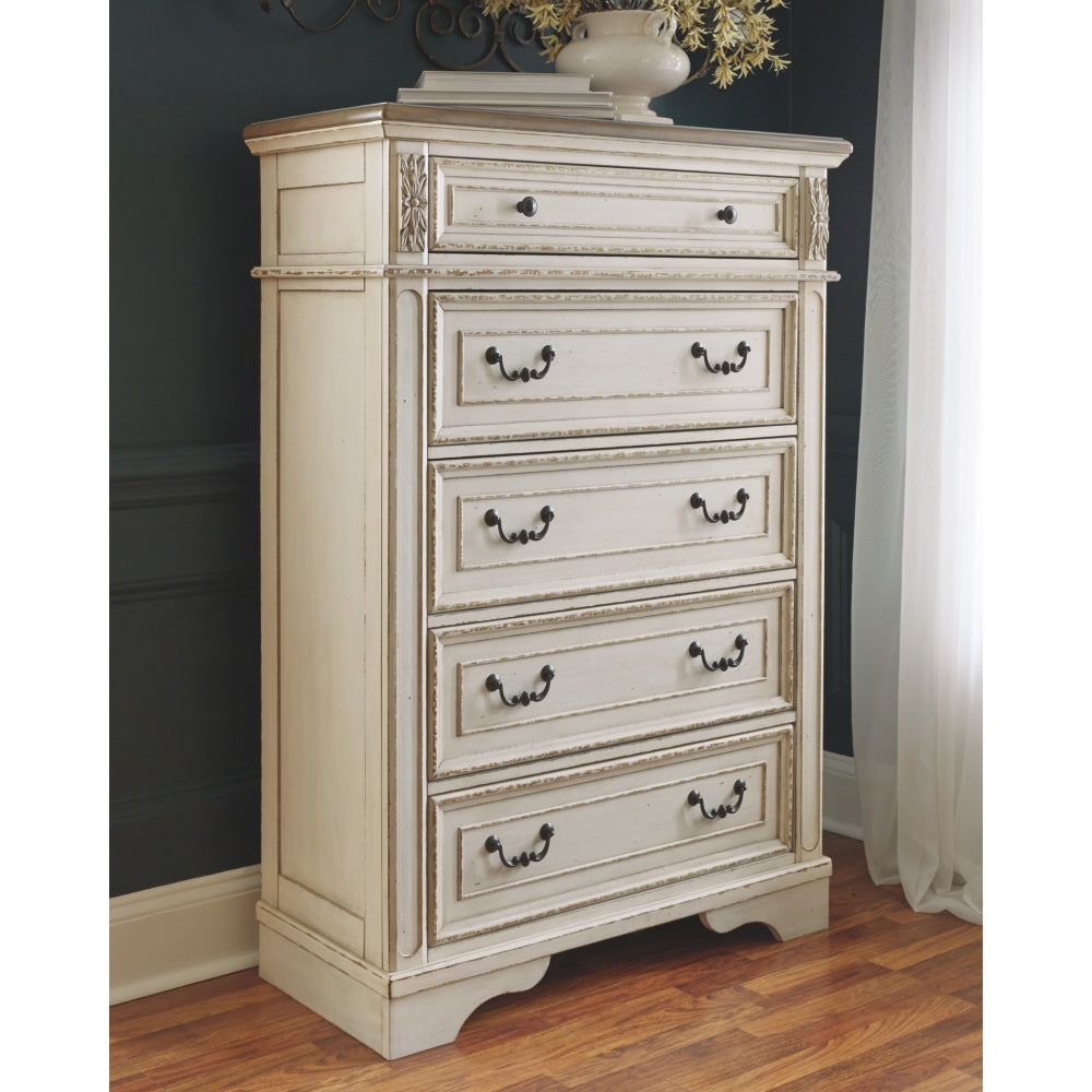 Realyn Five Drawer Chest - Furniture Depot