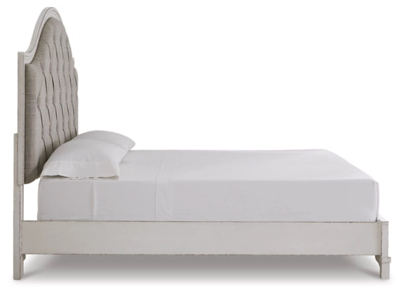 Brollyn Upholstered Panel Bed - Furniture Depot (7854822523128)