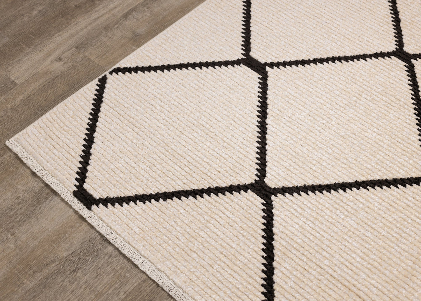 Calabar Cream Grey Lattice Rug - Furniture Depot