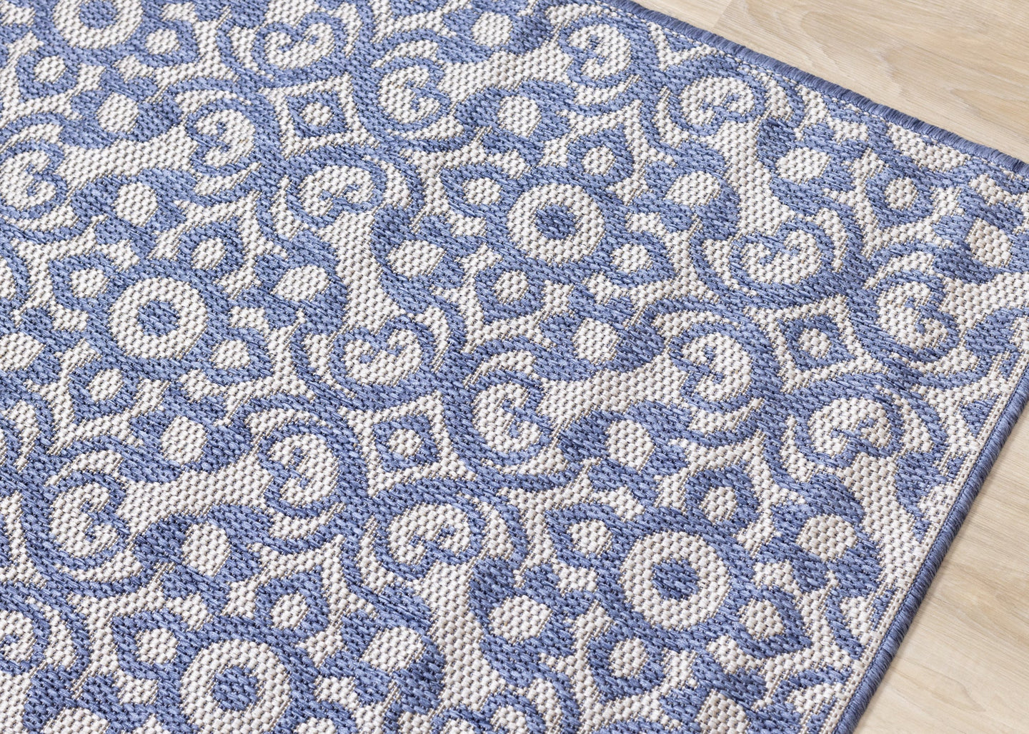 Canopy Blue Damask Flatweave Outdoor Rug - Furniture Depot