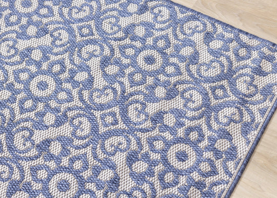 Canopy Blue Damask Flatweave Outdoor Rug - Furniture Depot