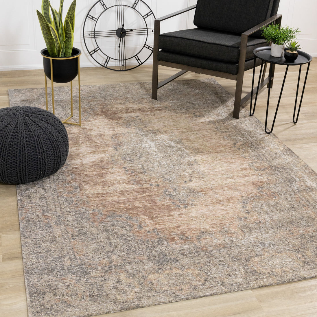 Cathedral Salmon Grey Traditional Border Rug - Furniture Depot