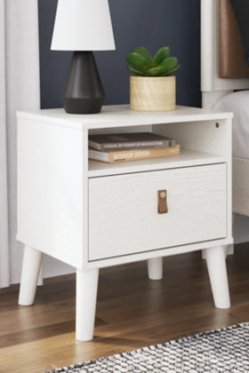 Aprilyn Nightstand - White - Furniture Depot (7917952106744)