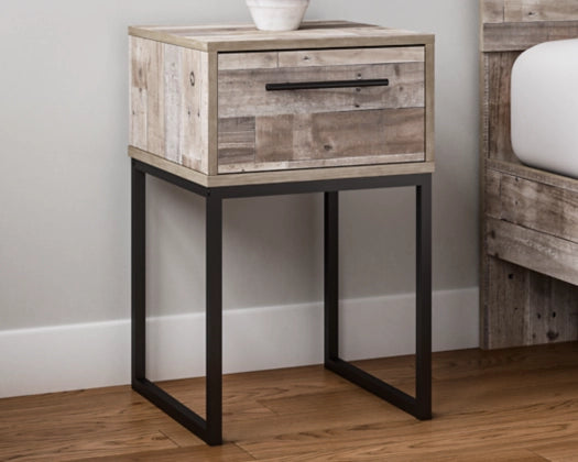 Neilsville Nightstand - Whitewash - Furniture Depot (7910025429240)