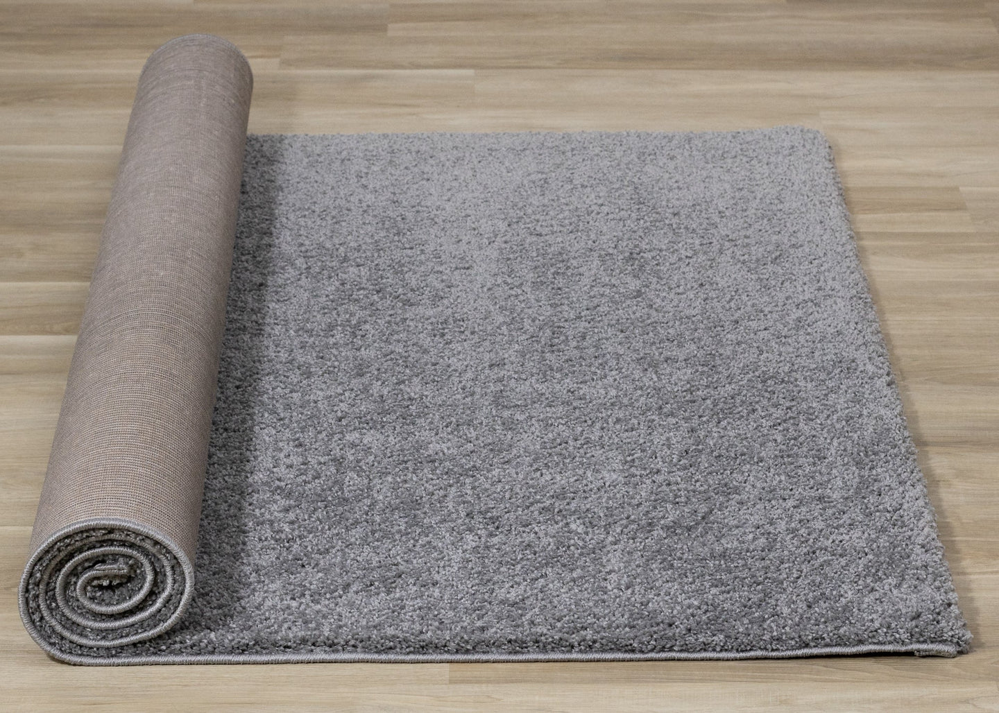 Fergus Solid Grey Bulky Shag Rug - Furniture Depot