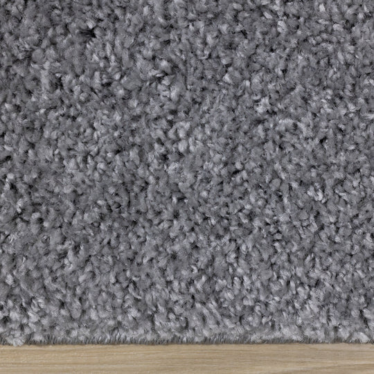 Fergus Solid Grey Bulky Shag Rug - Furniture Depot