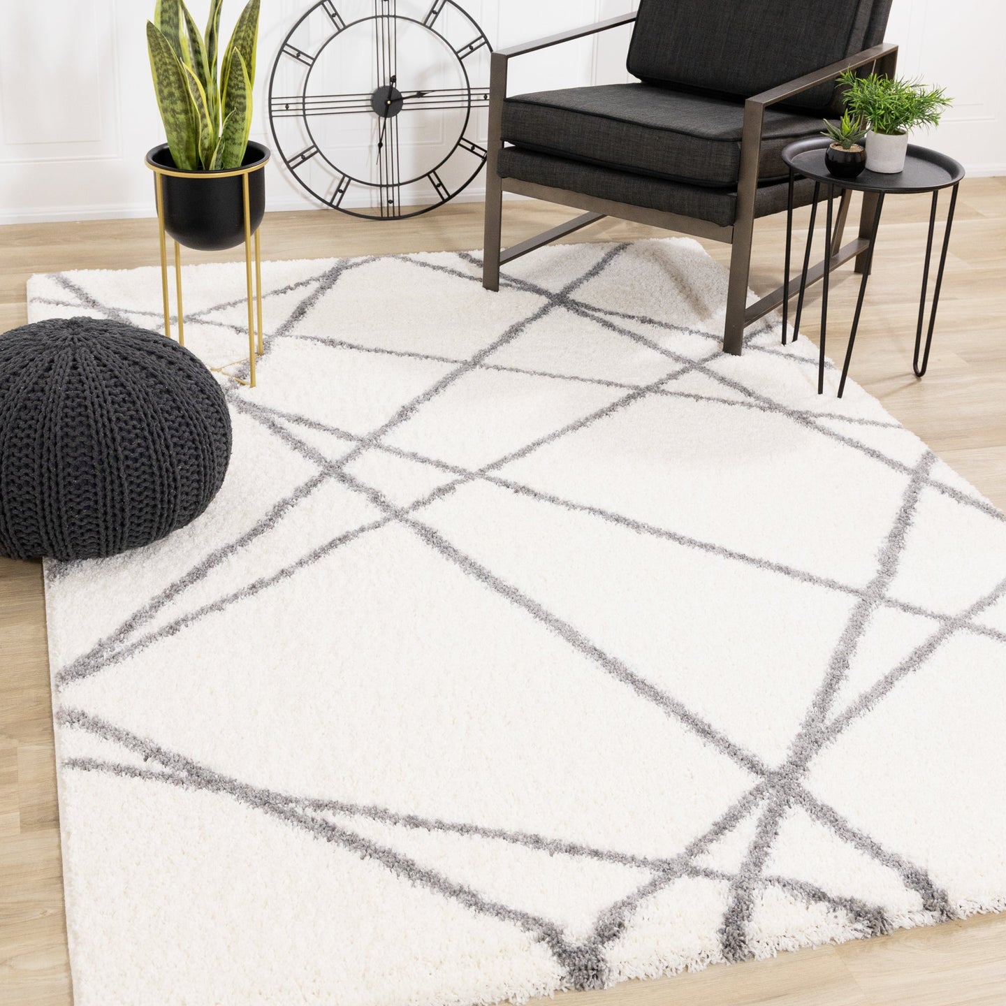 Fergus White Grey Lines Crossing Shag Rug - Furniture Depot