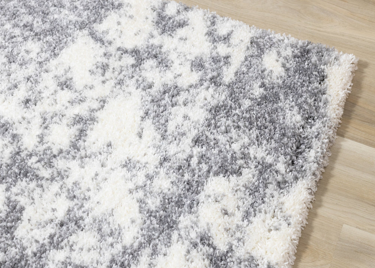 Fergus White Grey Wispy Clouds Rug - Furniture Depot