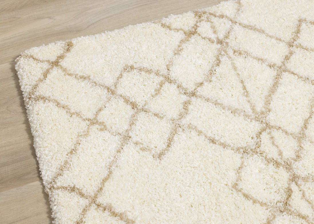 Fergus White Beige Patterned Rug - Furniture Depot