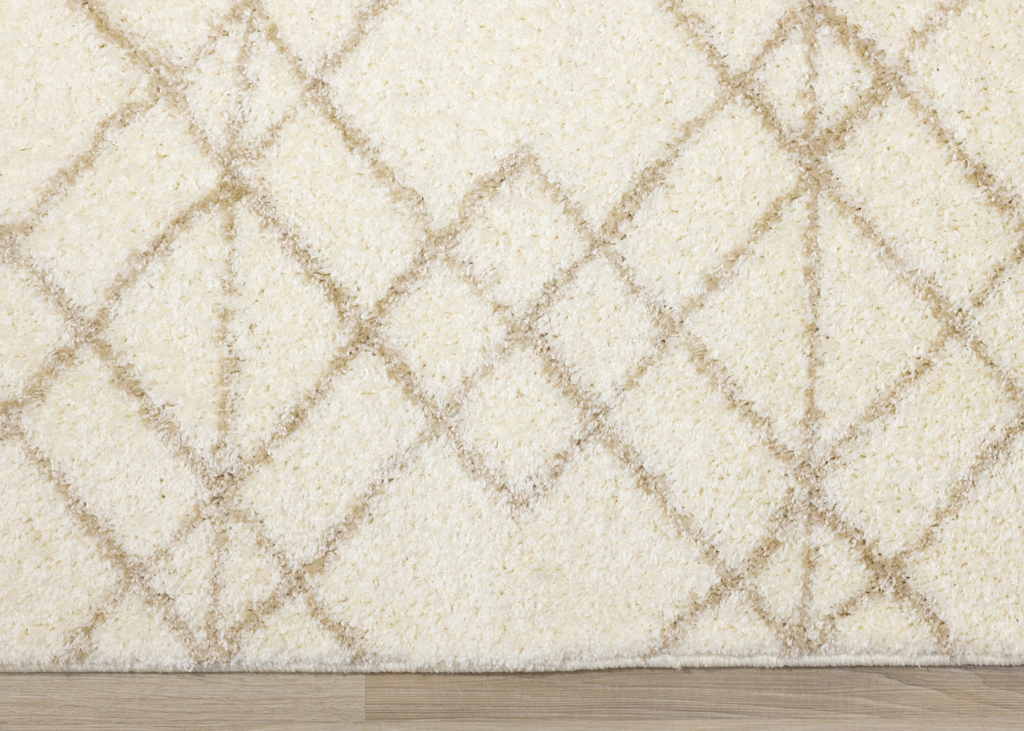 Fergus White Beige Patterned Rug - Furniture Depot