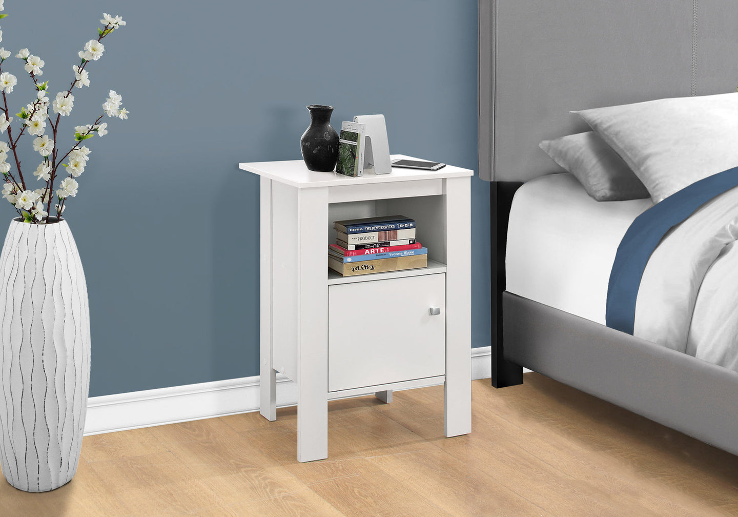 I 2137 Accent Table - White Night Stand With Storage - Furniture Depot (7881083617528)