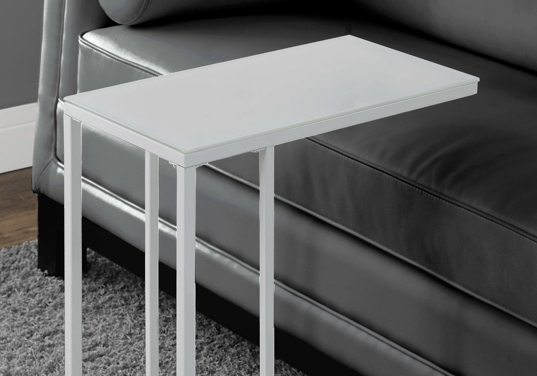 I 3037 Accent Table - White Metal With Frosted Tempered Glass - Furniture Depot (7881106850040)