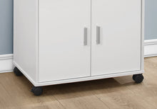 Load image into Gallery viewer, I 3139 Kitchen Cart - 33&quot;H / White On Castors - Furniture Depot (7881110618360)
