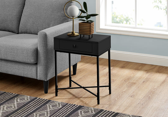 I 3542 Accent Table - 22"H / Black / Black Metal - Furniture Depot (7881117630712)