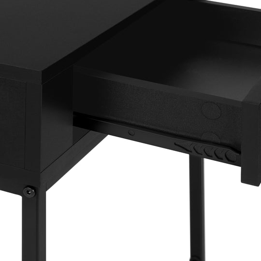 I 3542 Accent Table - 22"H / Black / Black Metal - Furniture Depot (7881117630712)