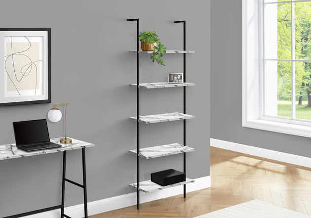I 3685 Bookcase - 72"H Ladder White Marble / Black Metal - Furniture Depot (7881122840824)