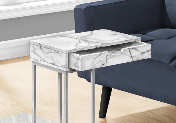 I 3772 Accent Table - 25"H / White Marble / Silver Metal - Furniture Depot (7881123692792)