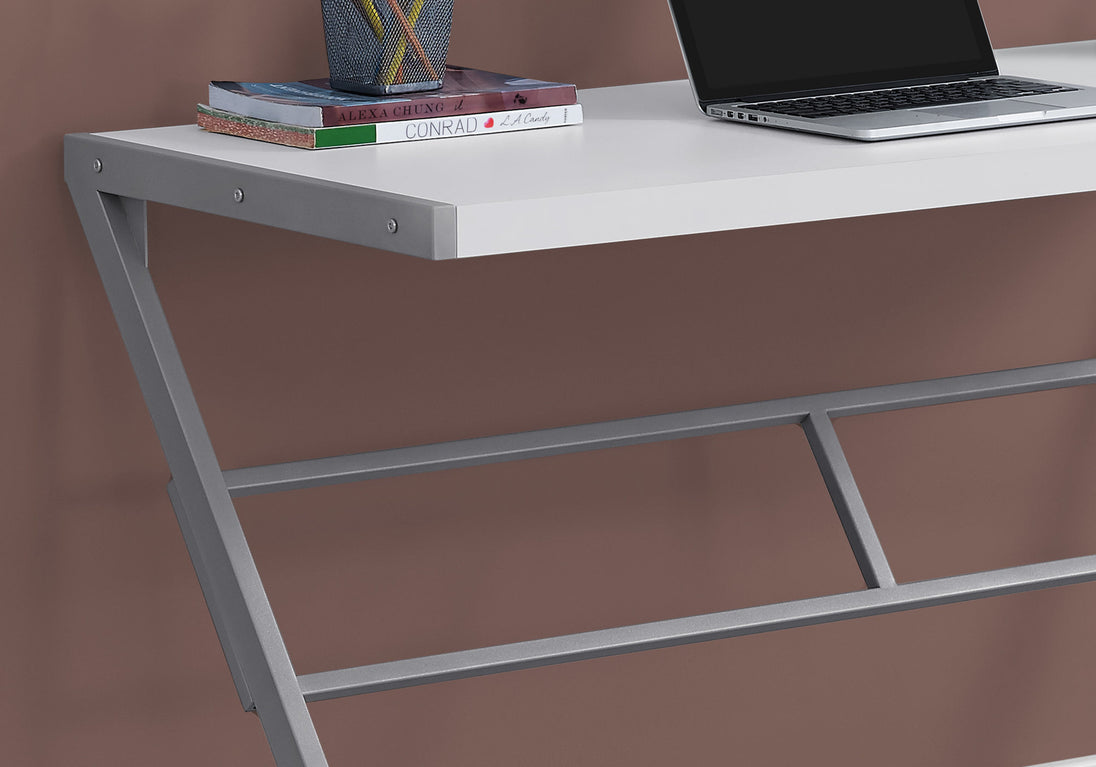 I 7372 Computer Desk - 48"L / White / Silver Metal - Furniture Depot