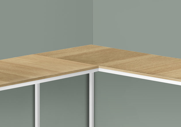 I 7397 Computer Desk - 58"L / Natural / White Metal Corner - Furniture Depot