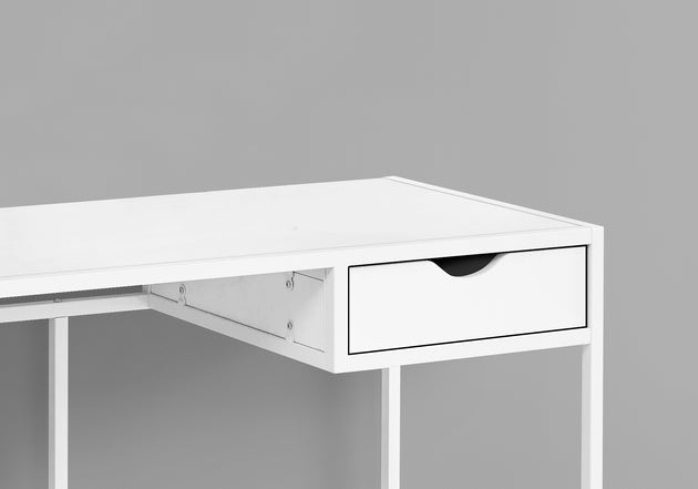 I 7570 Computer Desk - 42"L / White / White Metal - Furniture Depot (7881141453048)