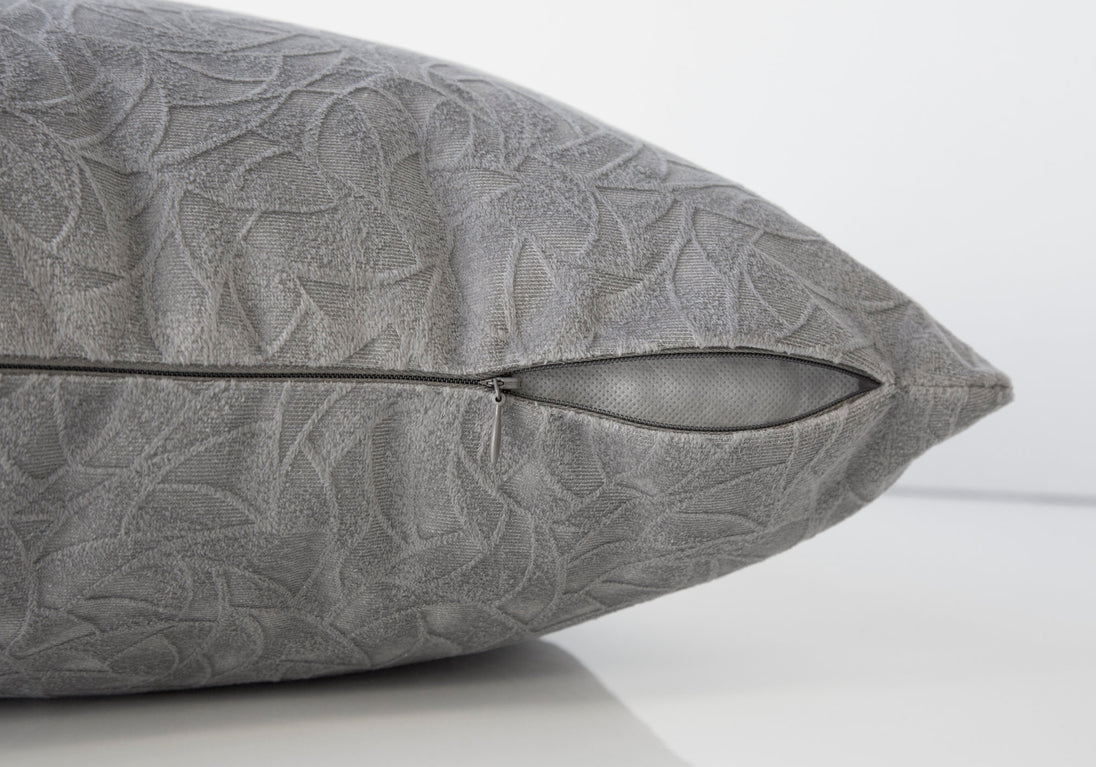 I 9256 Pillow - 18"X 18" / Light Grey Floral Velvet / 1pc - Furniture Depot (7881169567992)