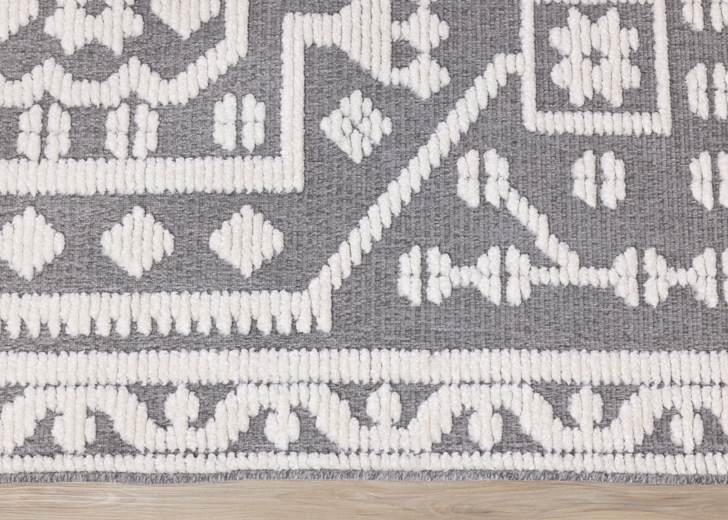 Lawson Grey Cream Elegant Traditional Rug - Furniture Depot