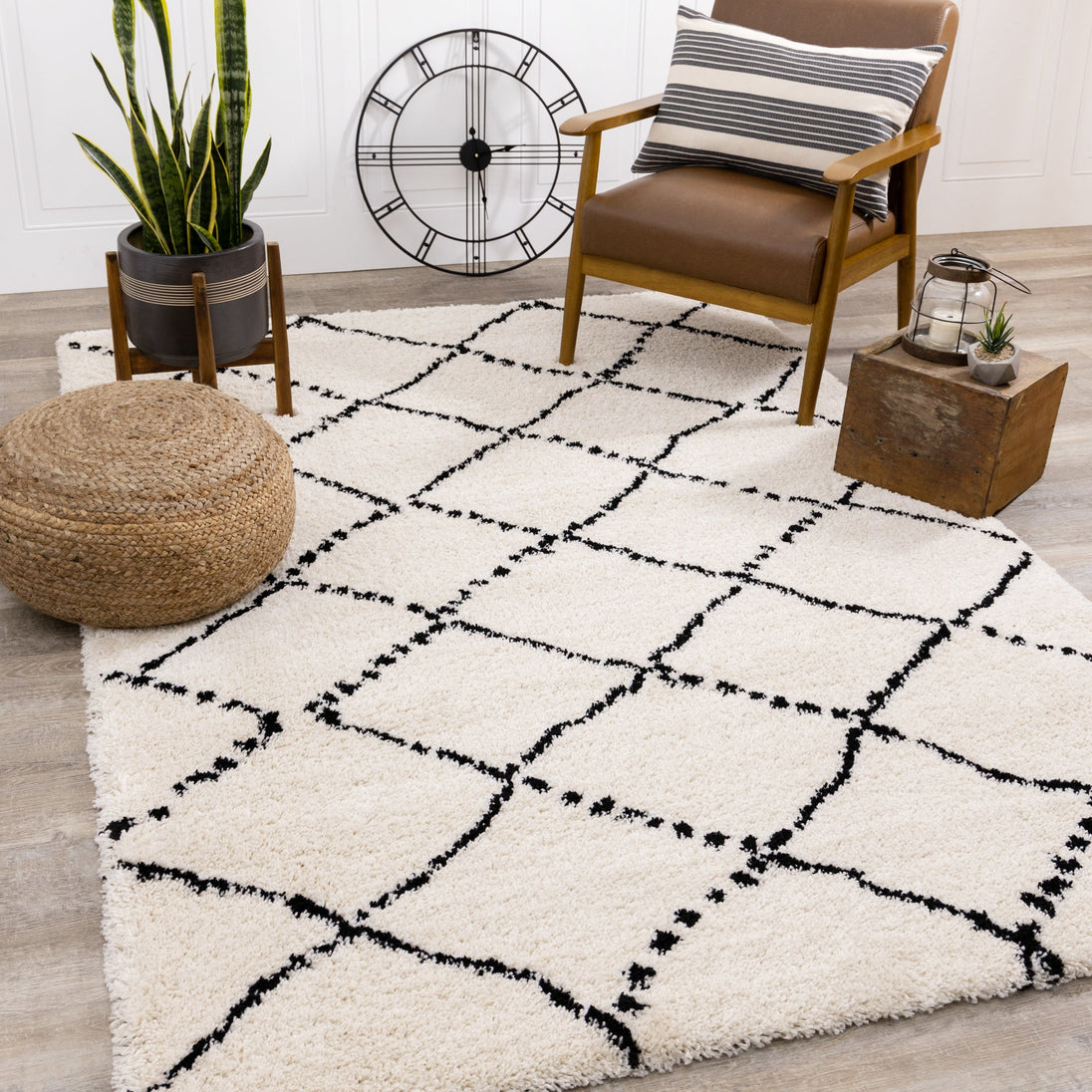 Maroq White Black Diamonds Soft Touch Rug - Furniture Depot