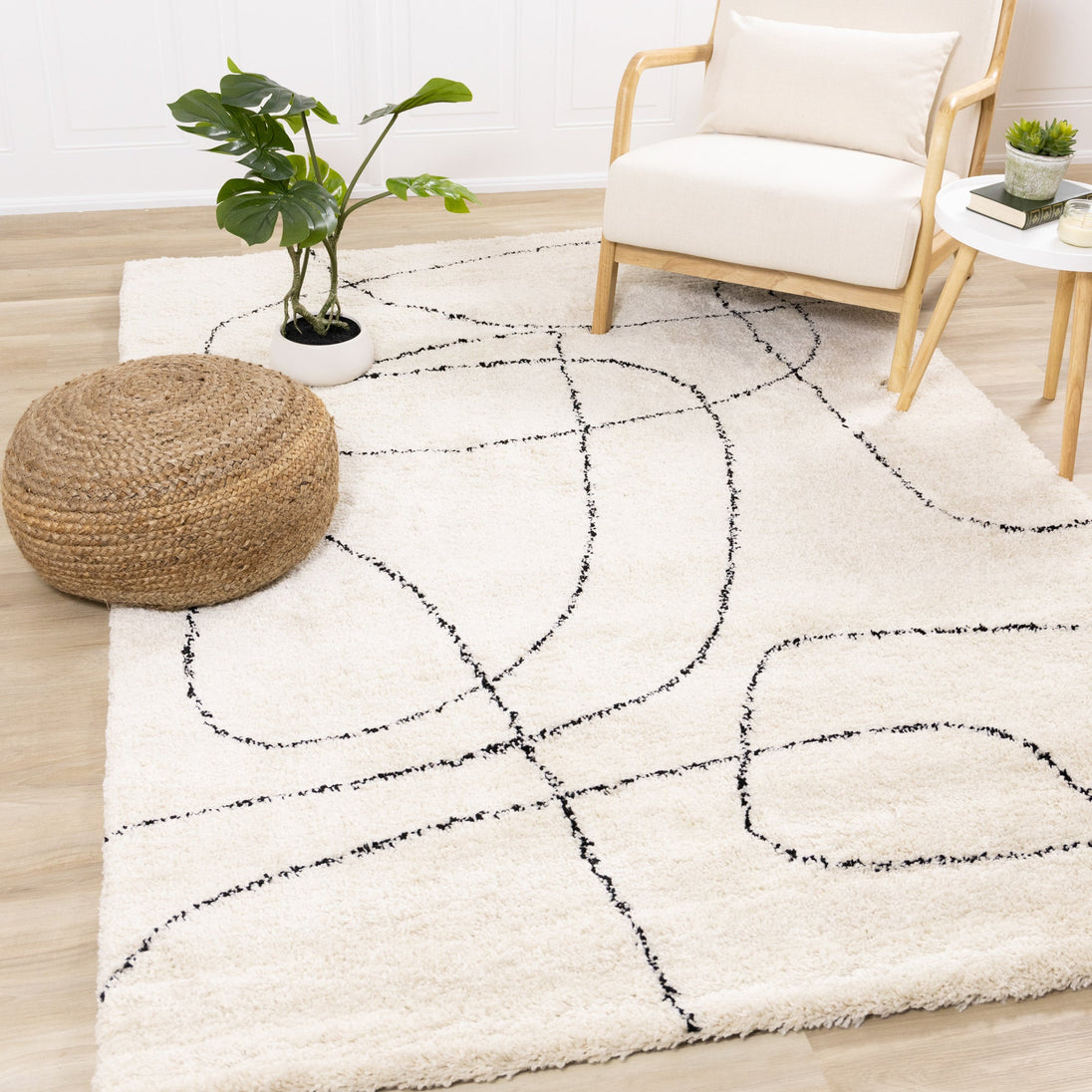 Maroq Cream Black Simple Shapes Rug - Furniture Depot