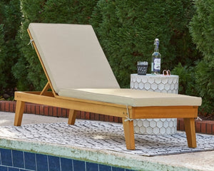 Byron Bay Chaise Lounge with Cushion - Furniture Depot (7663145550072)