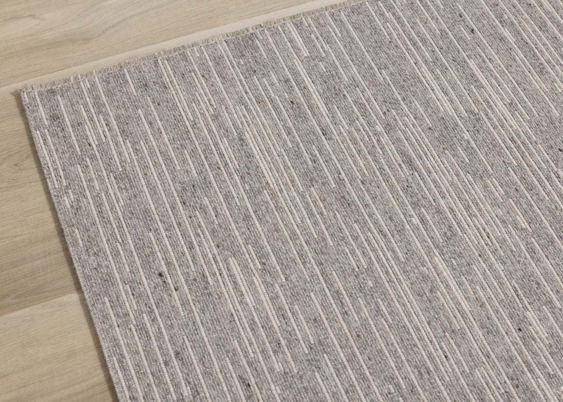 Peak Grey Textured Wool Rug - Furniture Depot